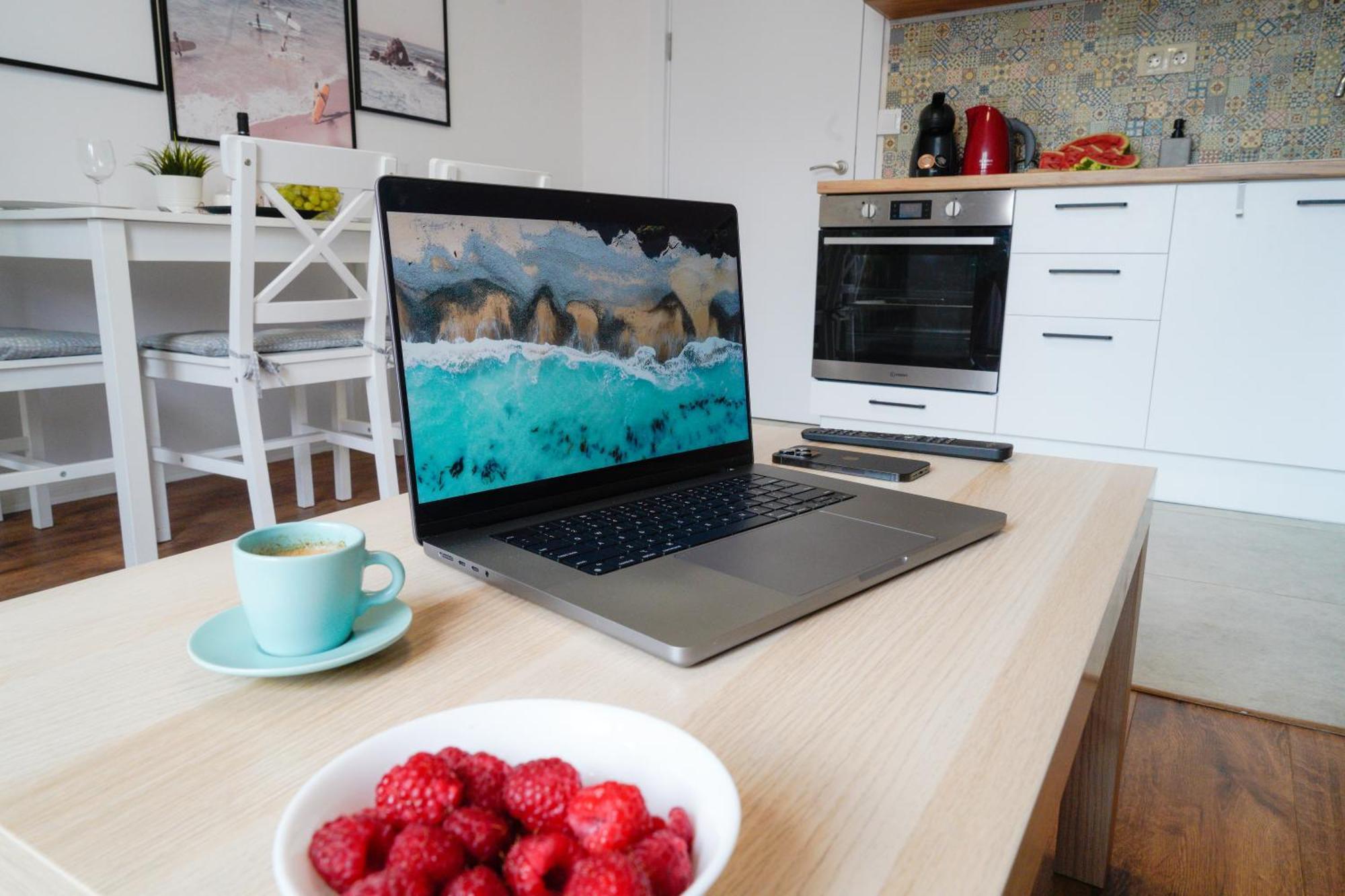 Central Cosy, Fully Renovated 2Bd Near The Cathedral Варна Екстериор снимка