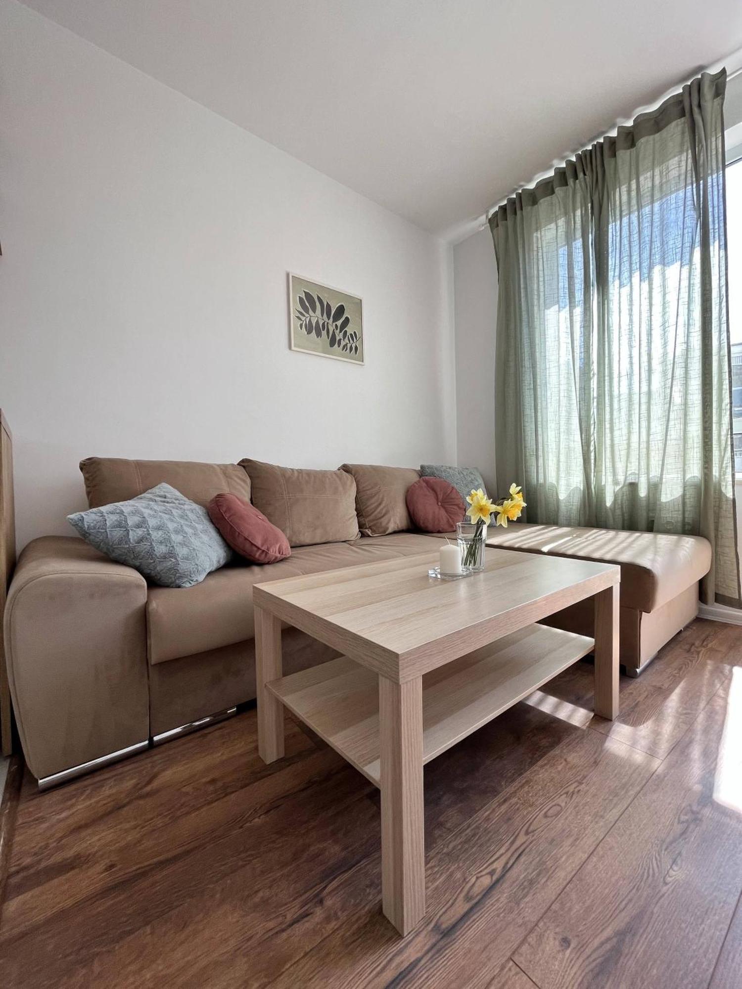 Central Cosy, Fully Renovated 2Bd Near The Cathedral Варна Екстериор снимка