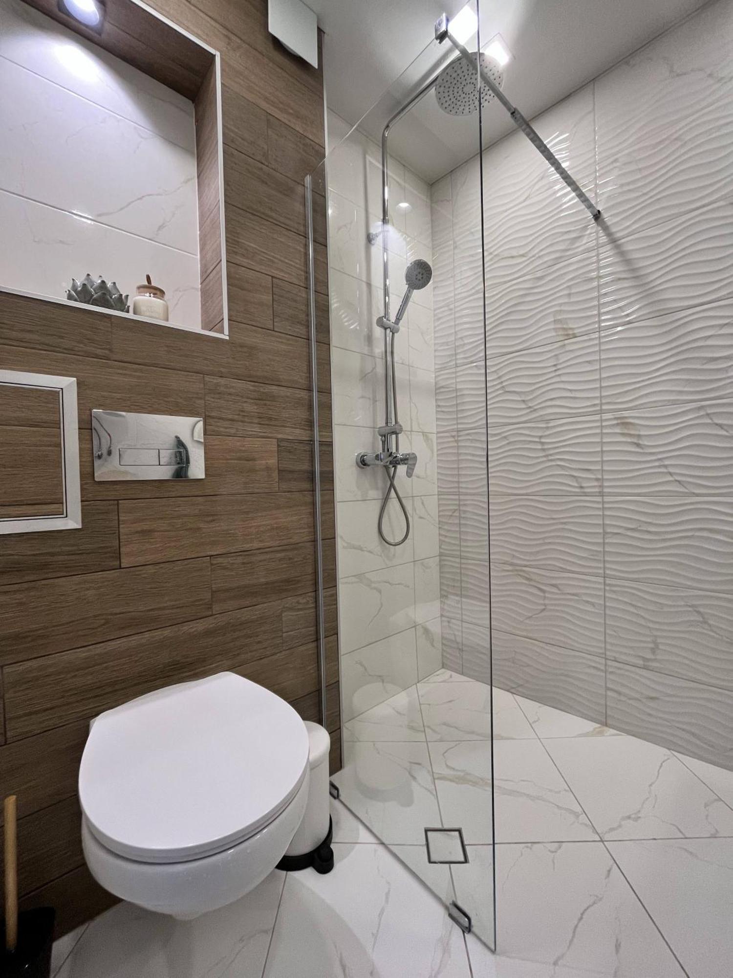 Central Cosy, Fully Renovated 2Bd Near The Cathedral Варна Екстериор снимка